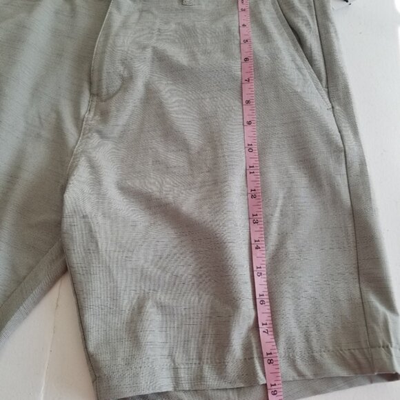 NWT Burnside Shorts Hybrid walk short board short Silver Size 36 - Picture 4 of 12